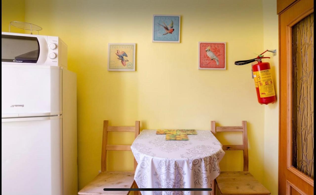 Casa Vacanze "Il Vaticano A 2 Passi" Rome Exterior photo