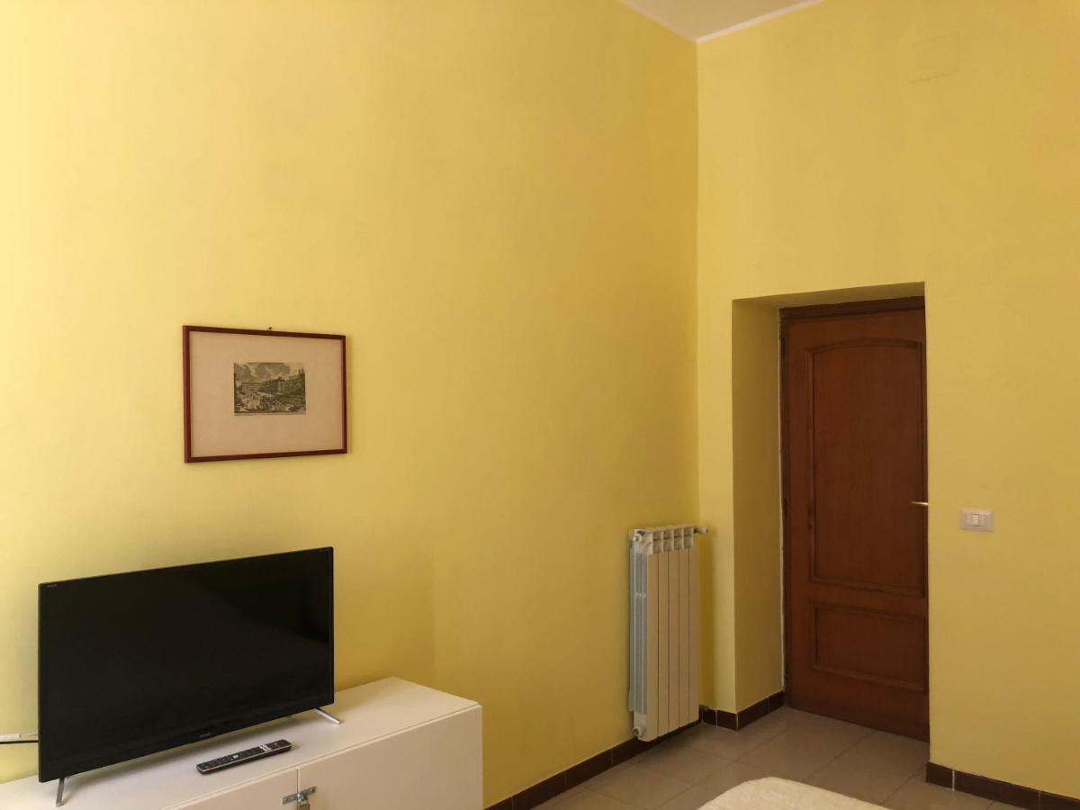 Casa Vacanze "Il Vaticano A 2 Passi" Rome Exterior photo