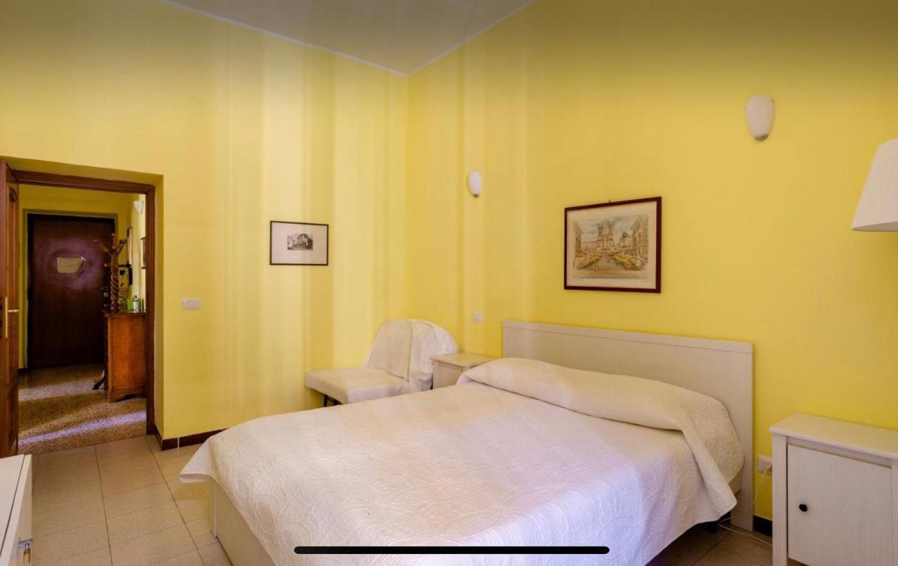 Casa Vacanze "Il Vaticano A 2 Passi" Rome Exterior photo